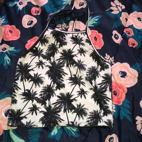 Reversible Low cut Crop Top - Picture 1 of 3